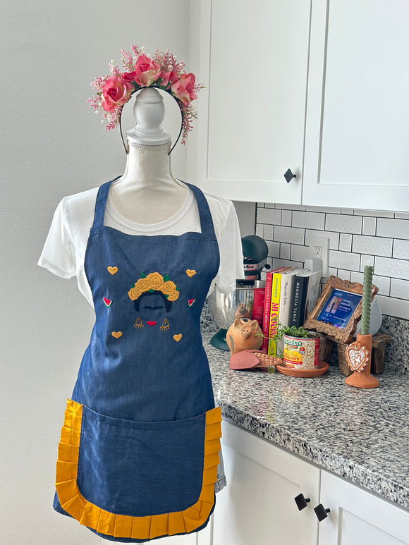 Montse’s Apron