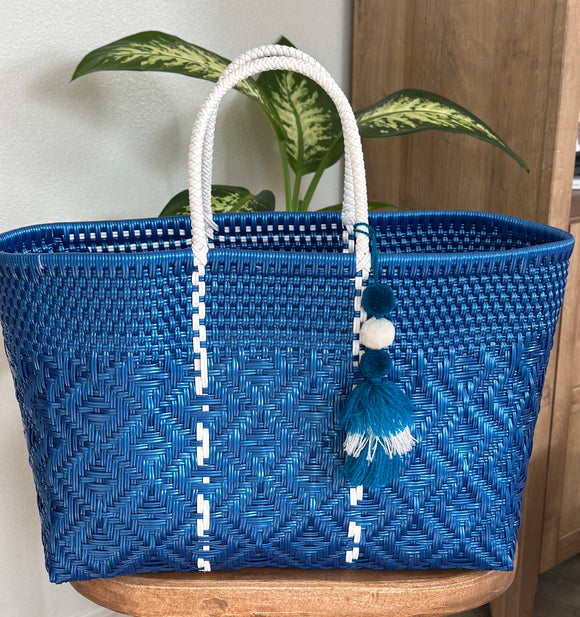 Chavelita handwoven bag