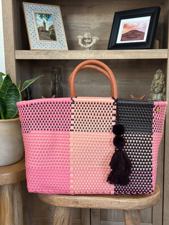 Chavelita handwoven bag