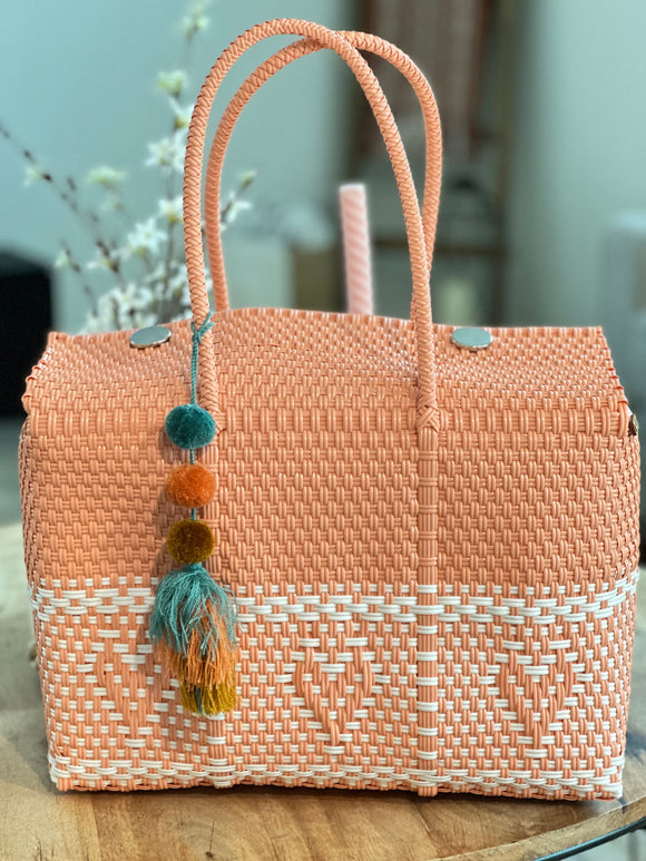 Chavelita handwoven bag