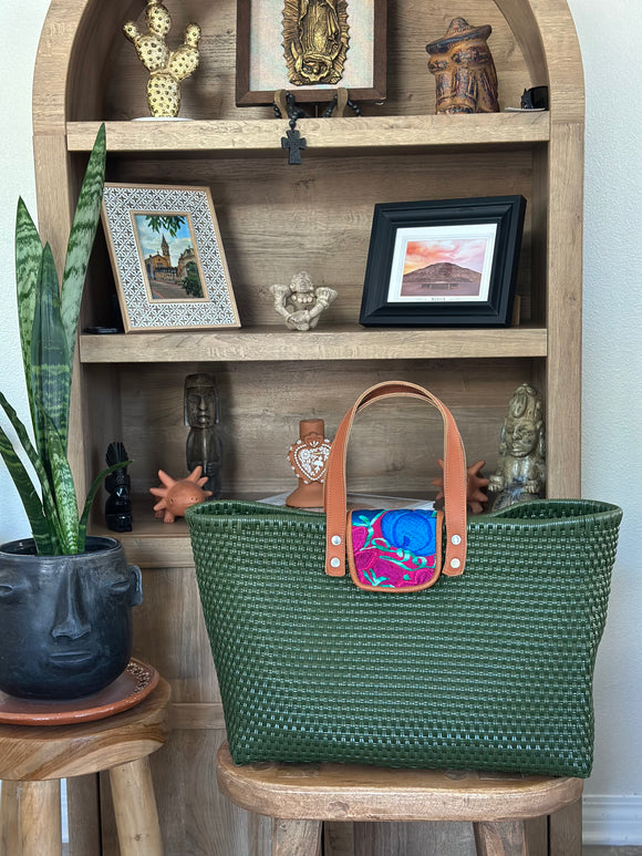 Carlota handwoven bag
