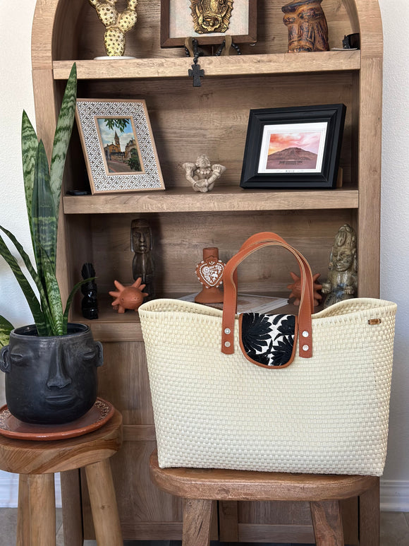 Carlota handwoven bag