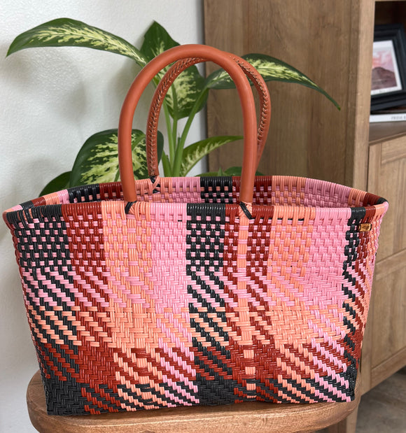 Lolita handwoven bag