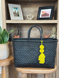 Chavelita handwoven bag