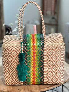 Chavelita handwoven bag
