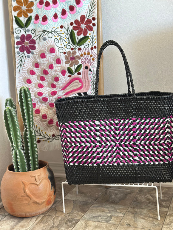 Chavelita handwoven bag