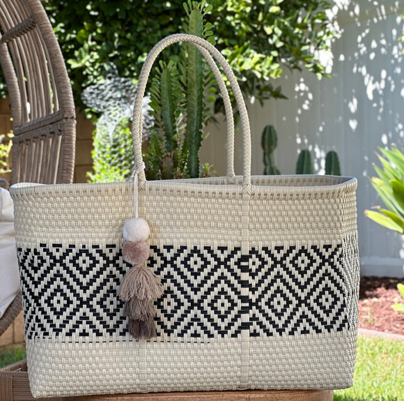 Gaviota handwoven bag