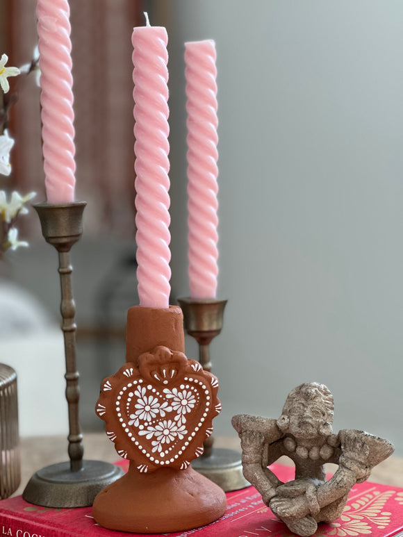 Barro candle holder