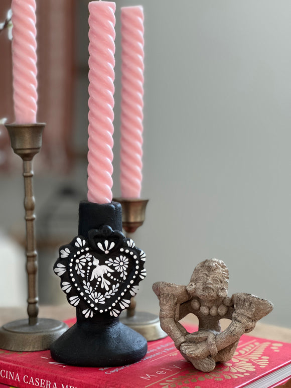 Barro candle holder